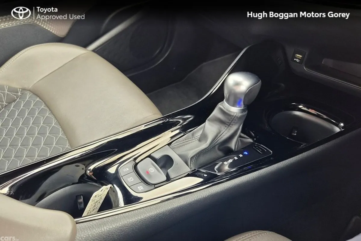 Toyota C-HR SUV, Petrol Hybrid, 2021, Grey