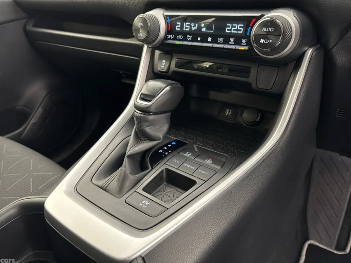 Toyota RAV4 SUV, Petrol Hybrid, 2024, Black