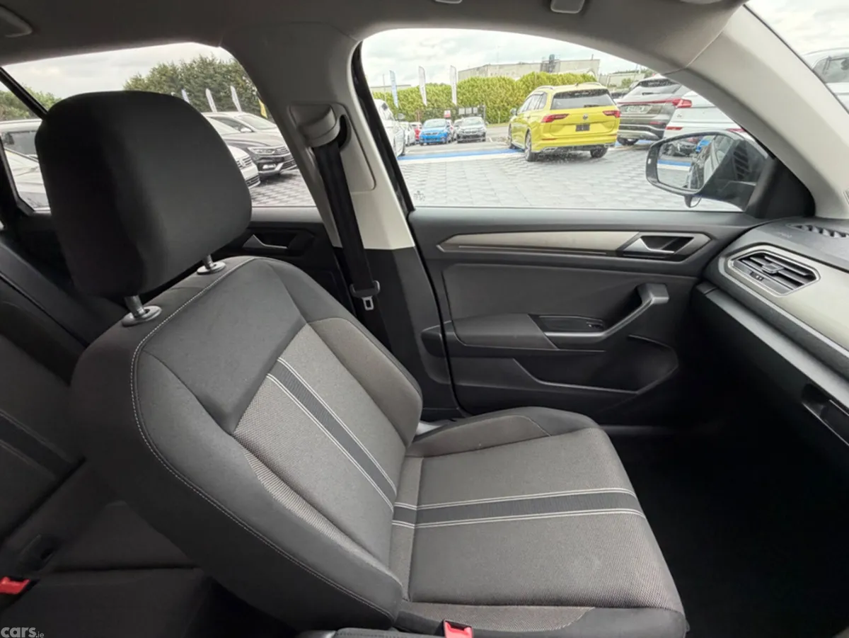 Volkswagen T-Roc SUV, Diesel, 2021, Black