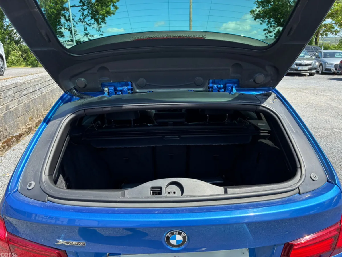 BMW 3-Series Estate, Diesel, 2018, Blue