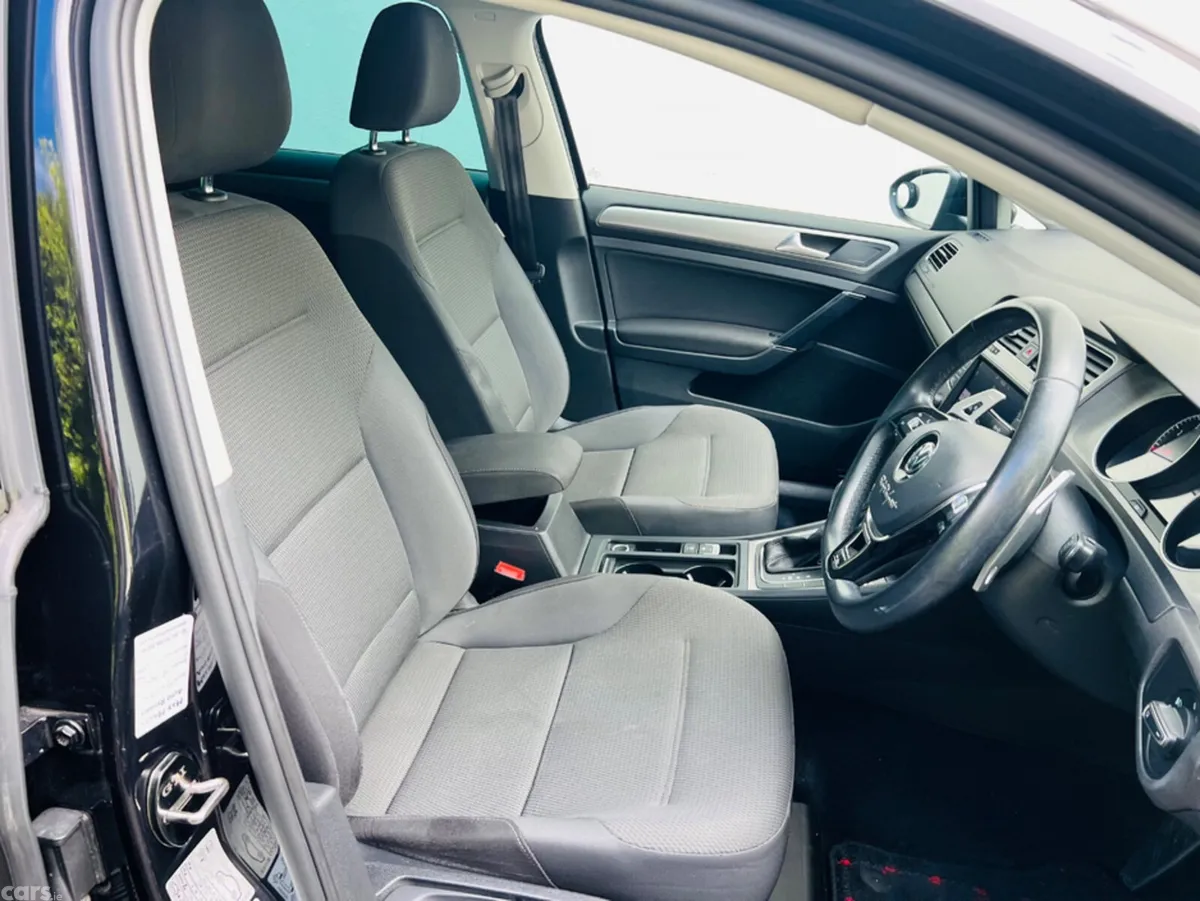 Volkswagen Golf Hatchback, Petrol, 2017, Black