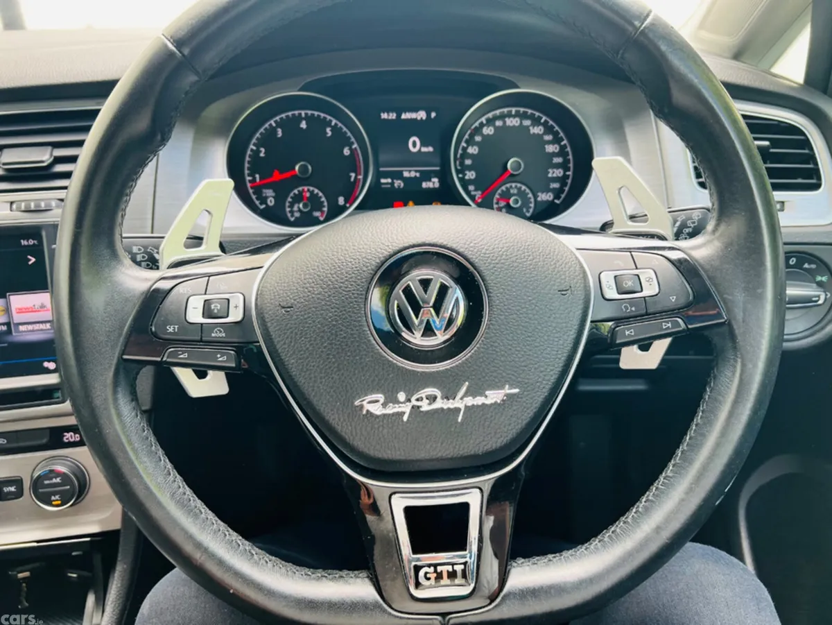 Volkswagen Golf Hatchback, Petrol, 2017, Black