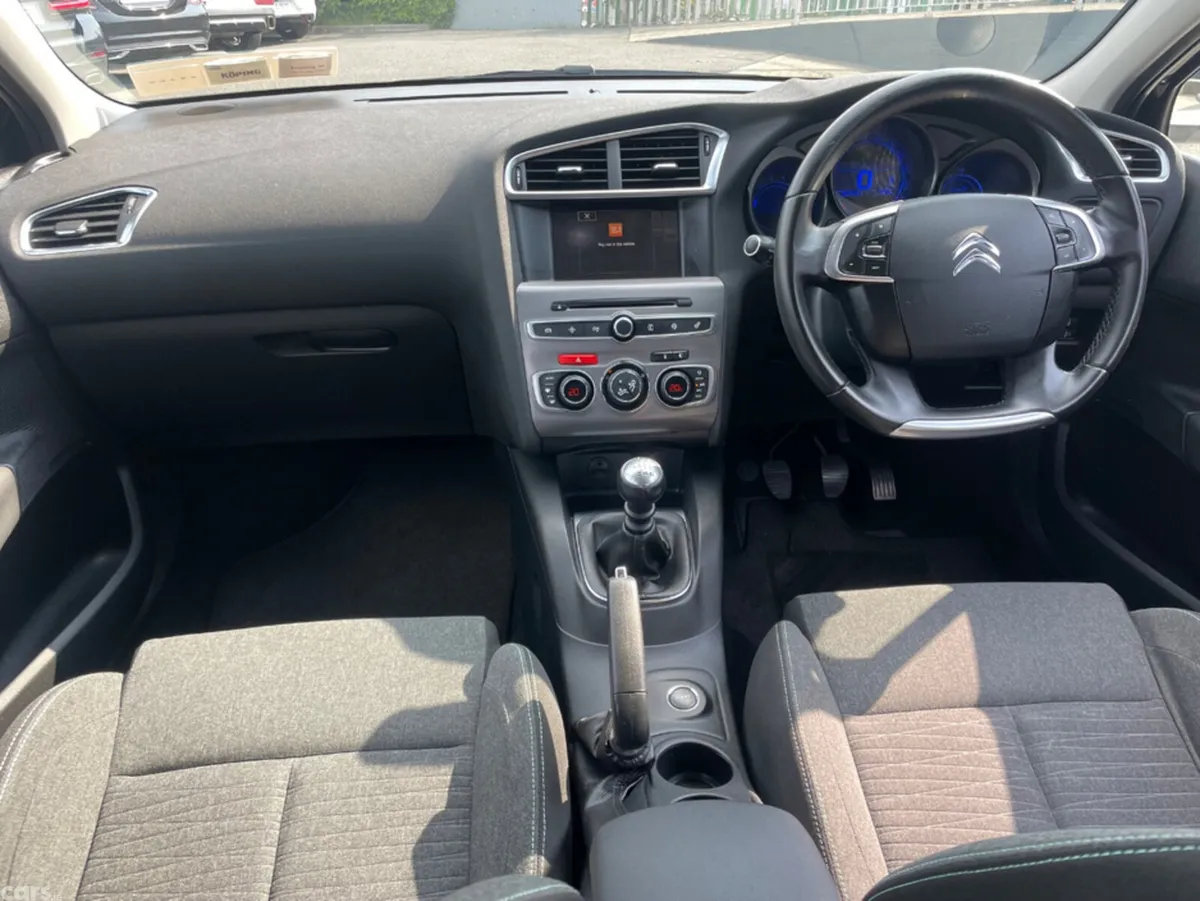 Citroen C4 Hatchback, Petrol, 2017, Black