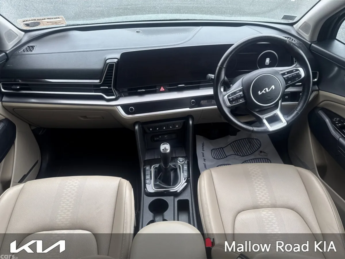 Kia Sportage MPV, Diesel, 2023, Grey