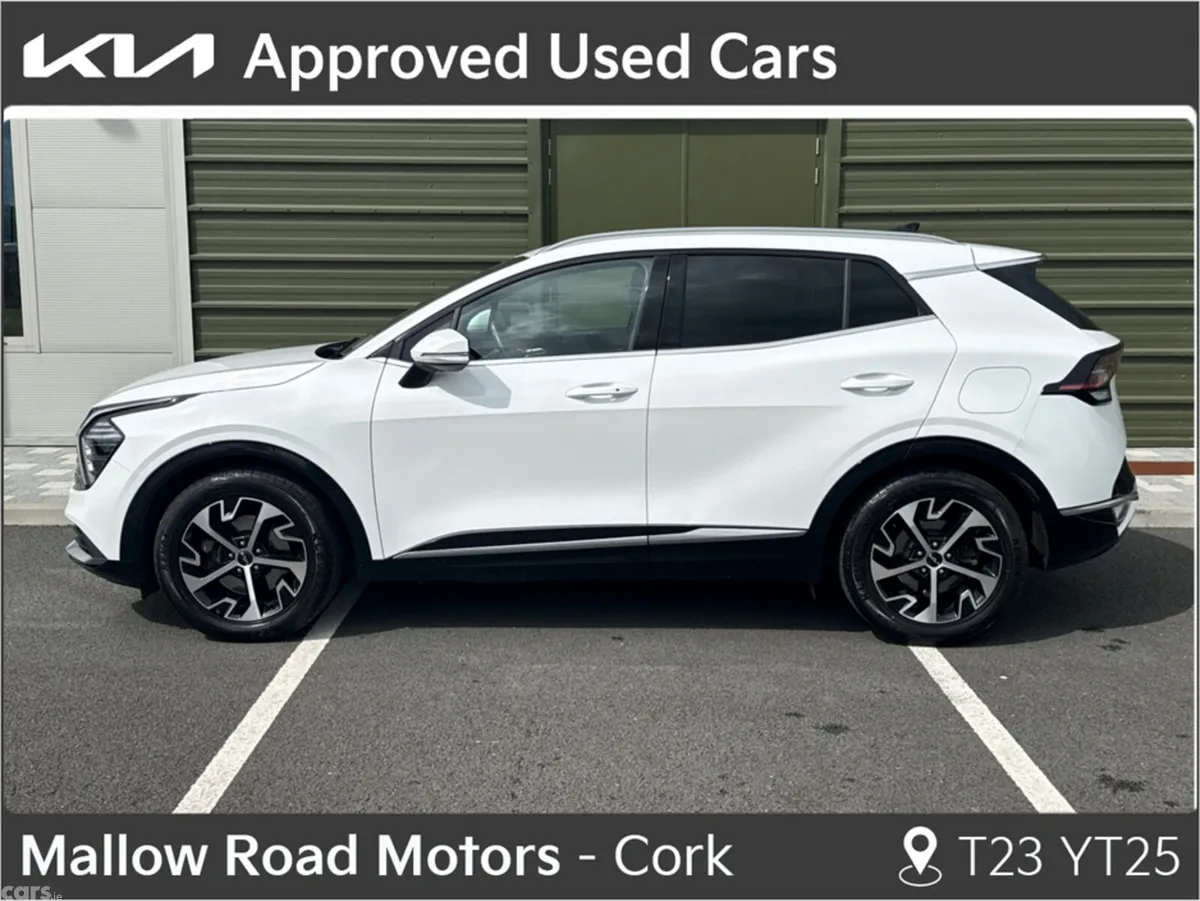 Kia Sportage MPV, Diesel, 2023, White