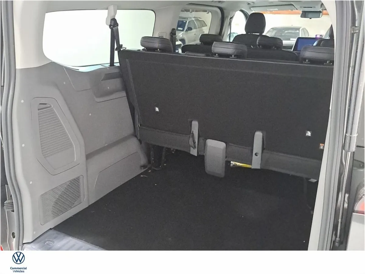 Volkswagen Caravelle MPV, Electric, 2026, Grey
