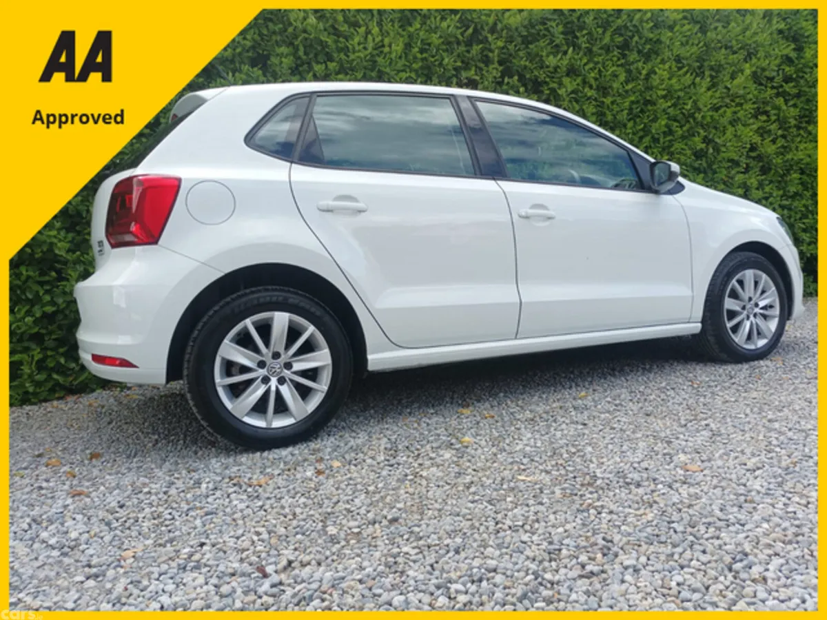 Volkswagen Polo Hatchback, Petrol, 2016, White