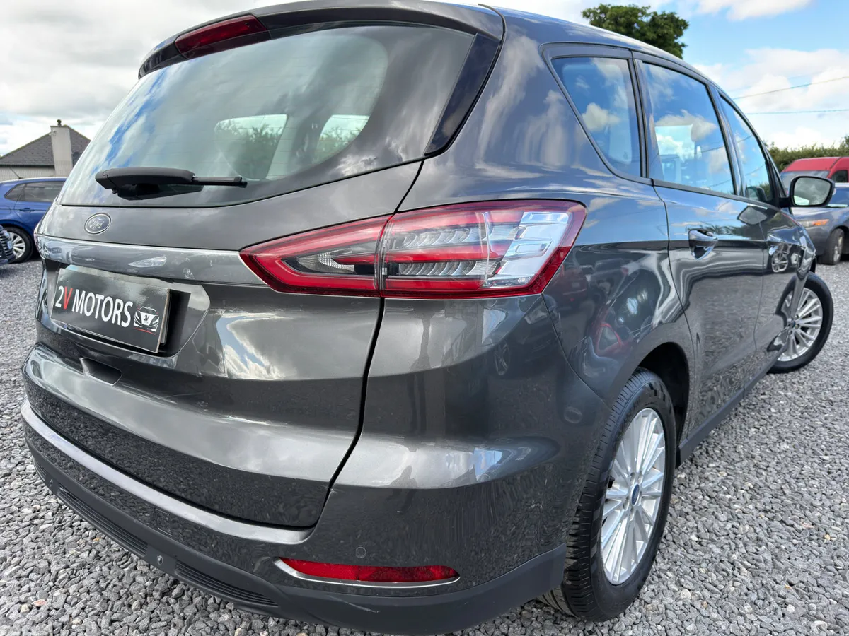 Ford S-Max MPV, Diesel, 2016, Grey