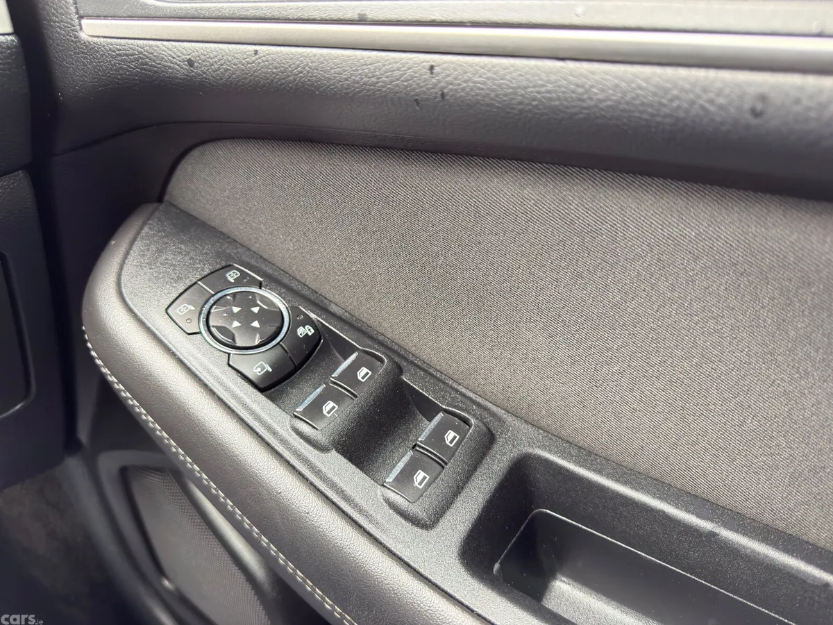 Ford S-Max MPV, Diesel, 2016, Grey