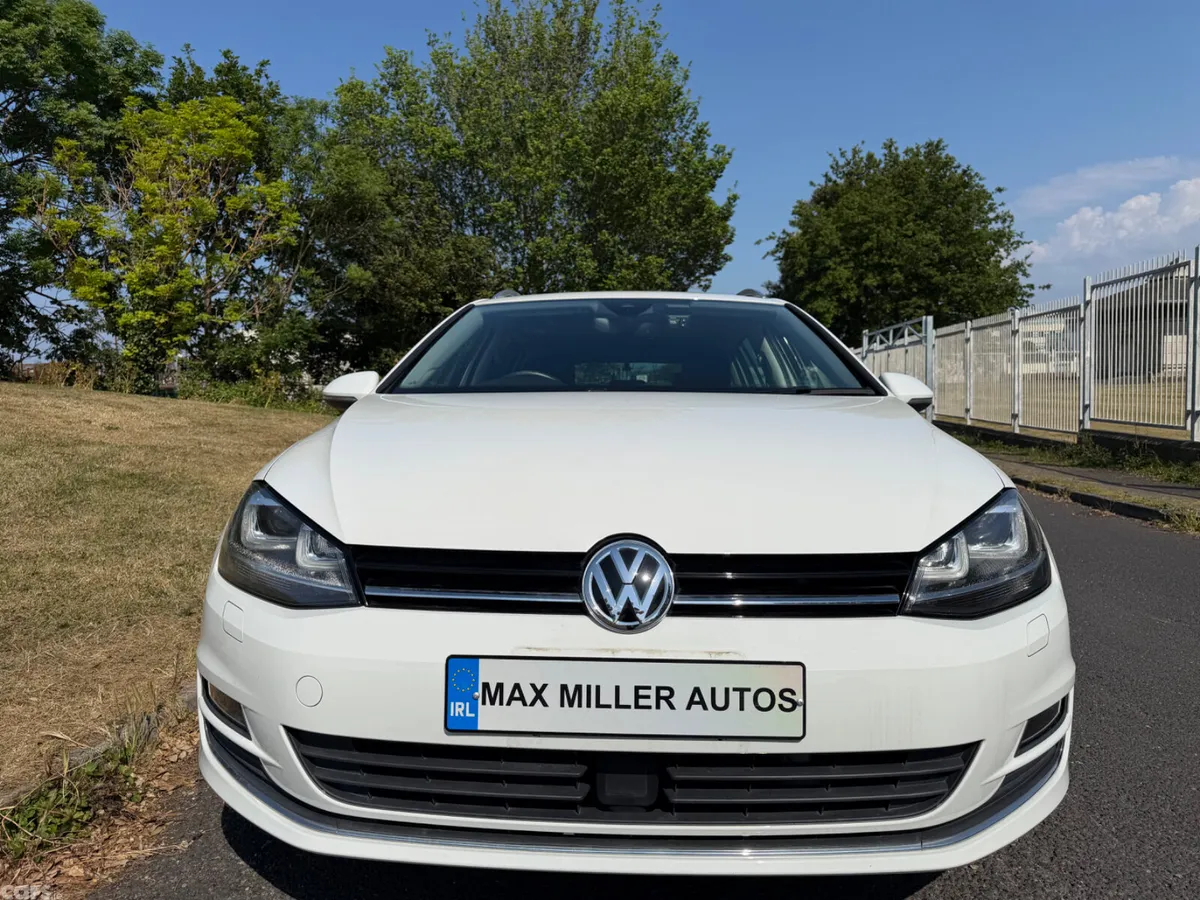 Volkswagen Golf Estate, Petrol, 2017, White