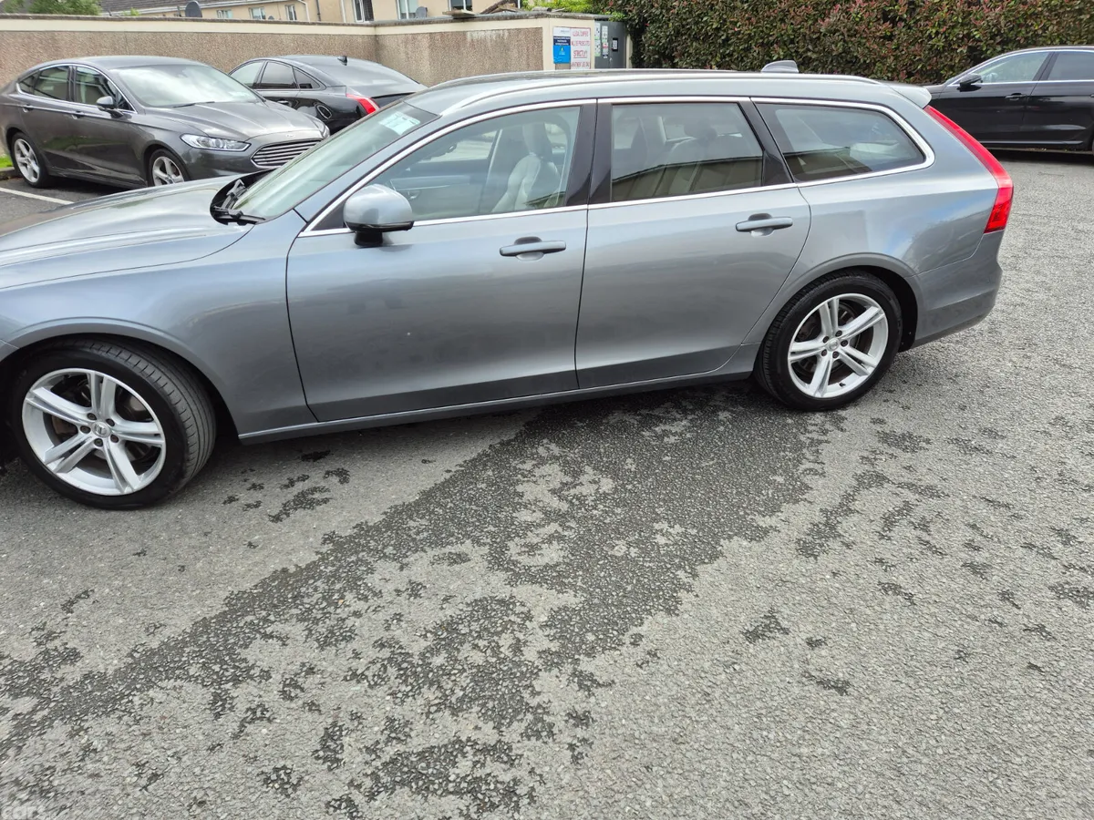 Volvo V90 Estate, Diesel, 2017, Grey