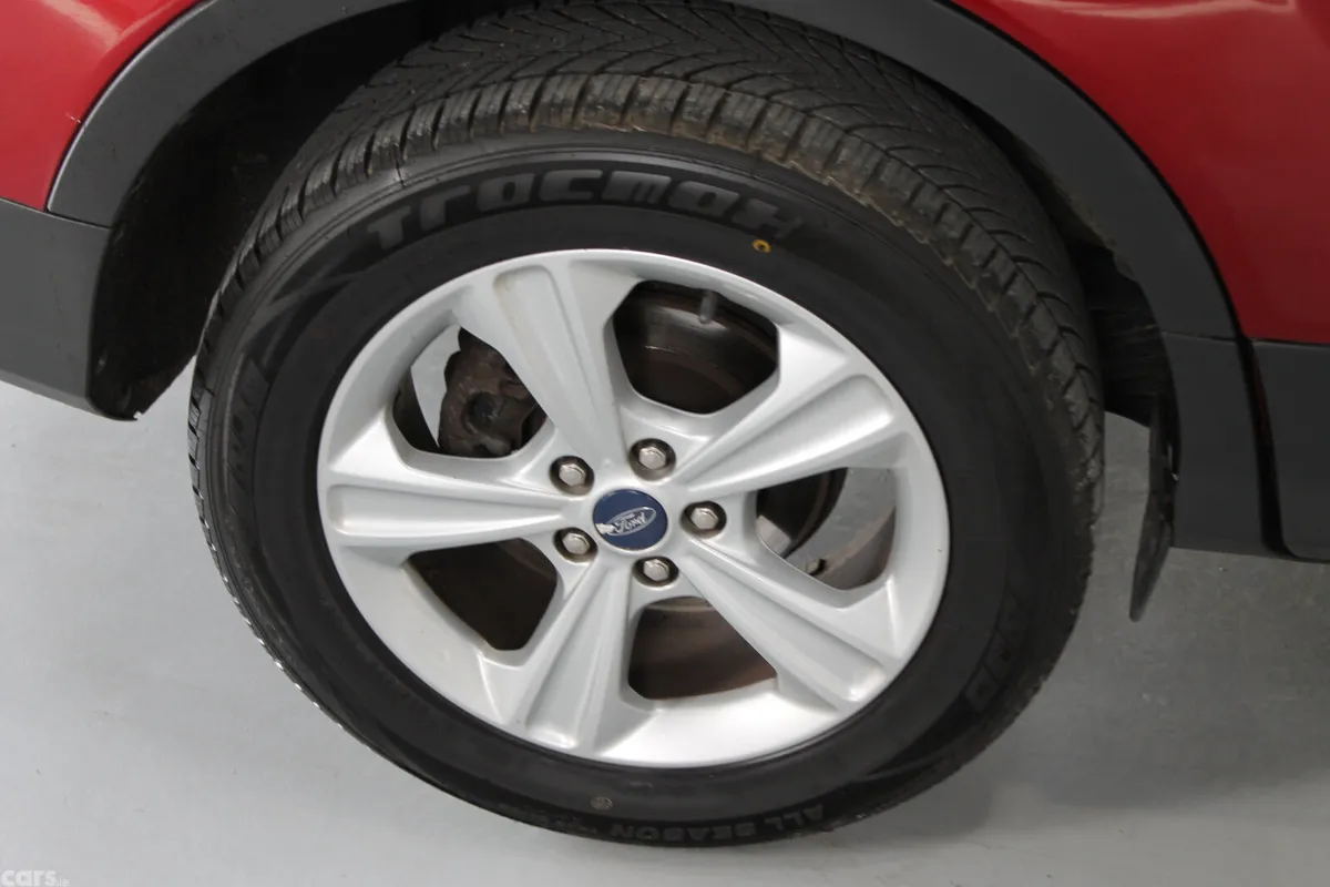 Ford Kuga SUV, Diesel, 2015, Red