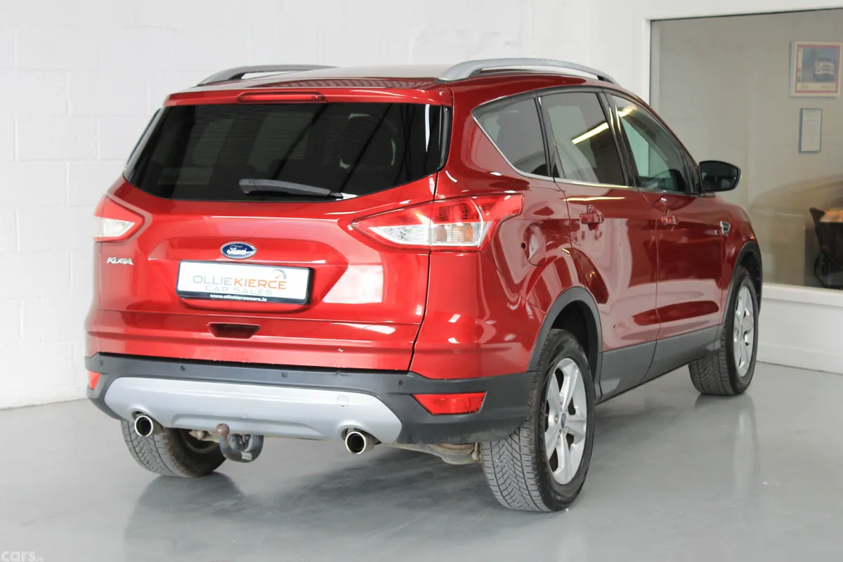 Ford Kuga SUV, Diesel, 2015, Red