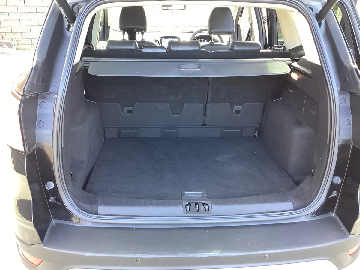 Ford Kuga SUV, Diesel, 2017, Black