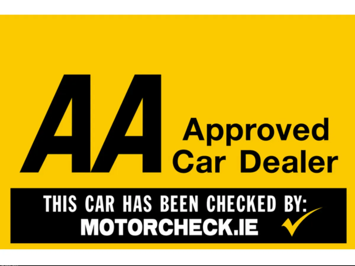 Nissan Qashqai Hatchback, Diesel, 2015, Red