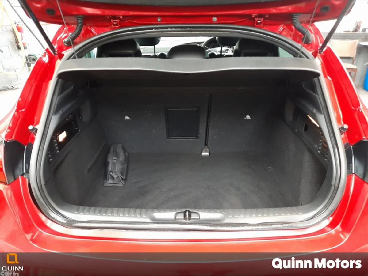 Citroen DS 4 Hatchback, Diesel, 2016, Red
