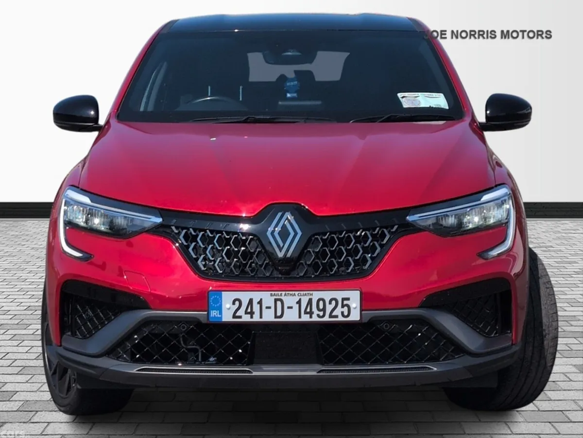 Renault Arkana Hatchback, Petrol, 2024, Red