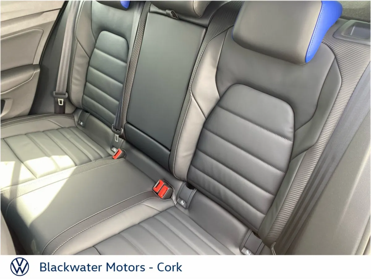 Volkswagen Golf Hatchback, Petrol, 2027, Blue