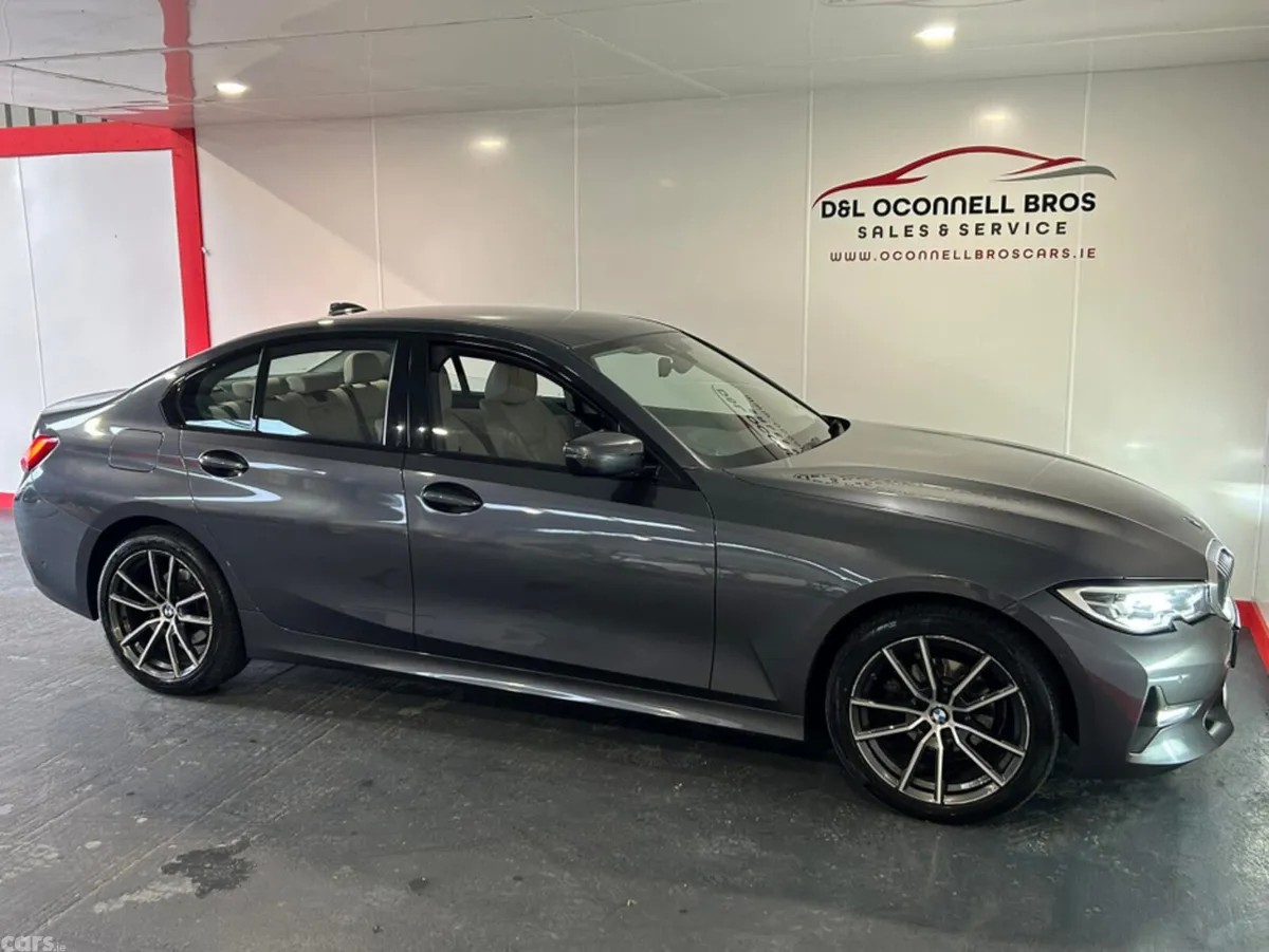 BMW 3-Series Saloon, Diesel, 2019, Grey