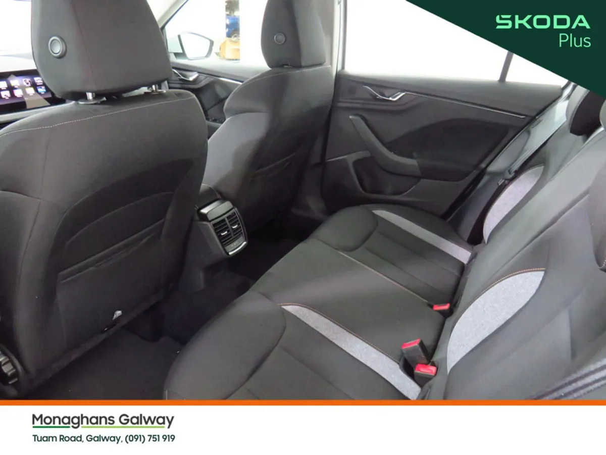 Skoda Kamiq Hatchback, Petrol, 2024, White