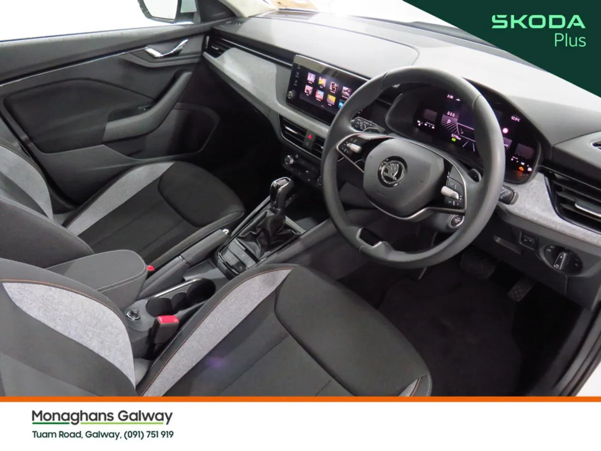 Skoda Kamiq Hatchback, Petrol, 2024, White