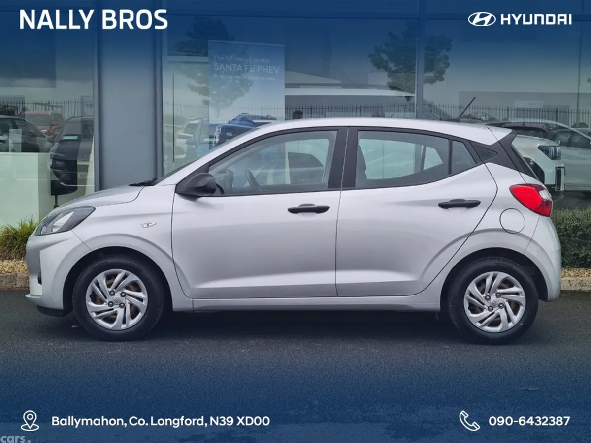 Hyundai i10 Hatchback, Petrol, 2020, Grey