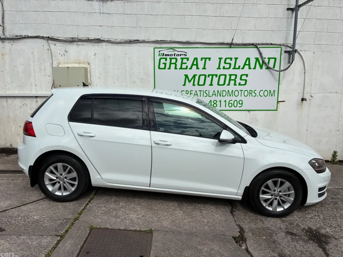 Volkswagen Golf Hatchback, Petrol, 2016, White