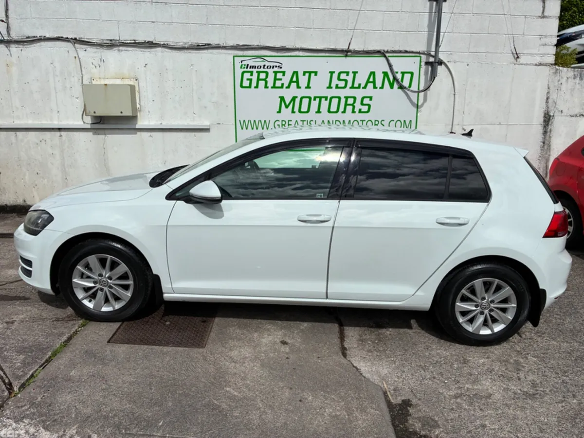 Volkswagen Golf Hatchback, Petrol, 2016, White