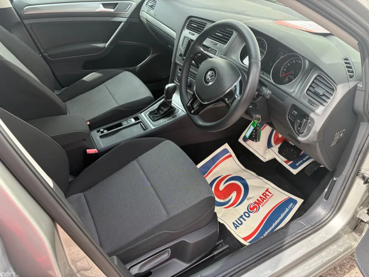 Volkswagen Golf Hatchback, Petrol, 2014, Silver