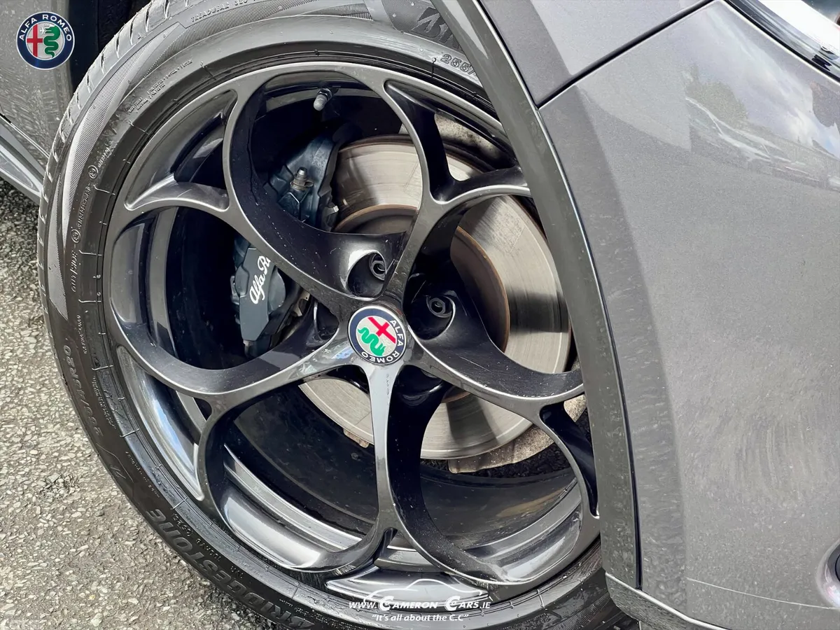 Alfa Romeo Stelvio SUV, Petrol, 2021, Grey