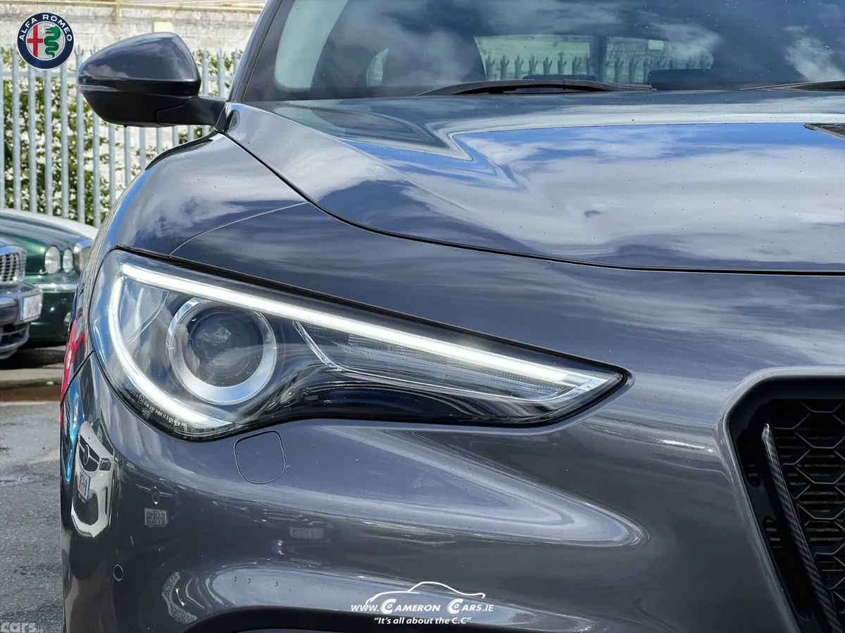 Alfa Romeo Stelvio SUV, Petrol, 2021, Grey
