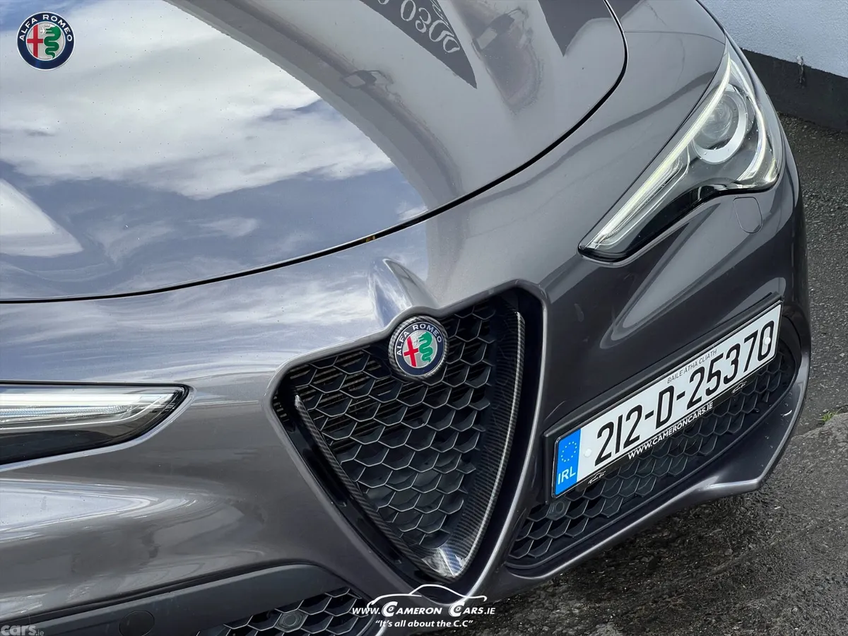 Alfa Romeo Stelvio SUV, Petrol, 2021, Grey