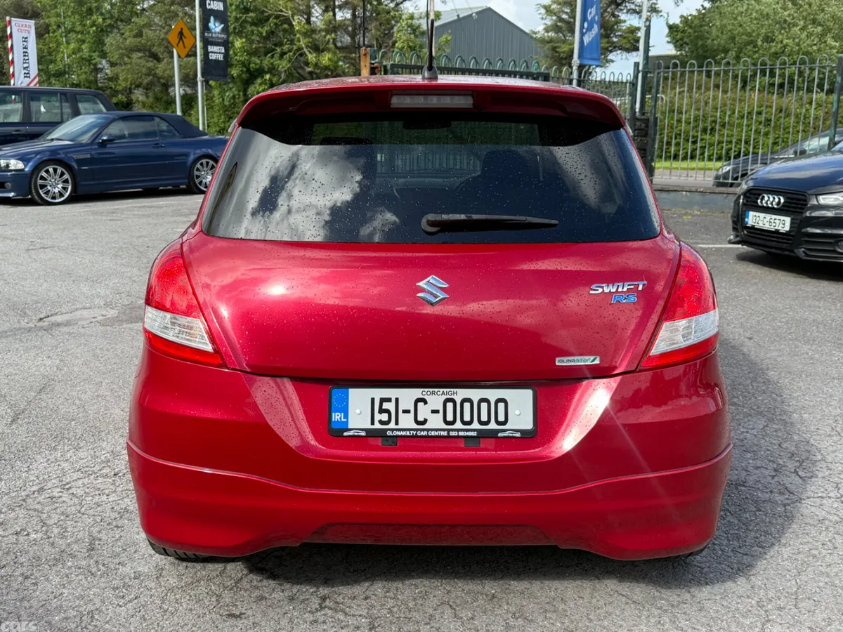 Suzuki Swift Hatchback, Petrol, 2015, Red