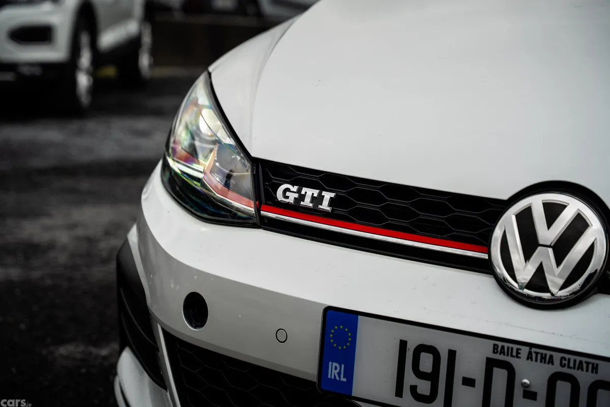 Volkswagen Golf Hatchback, Petrol, 2019, White