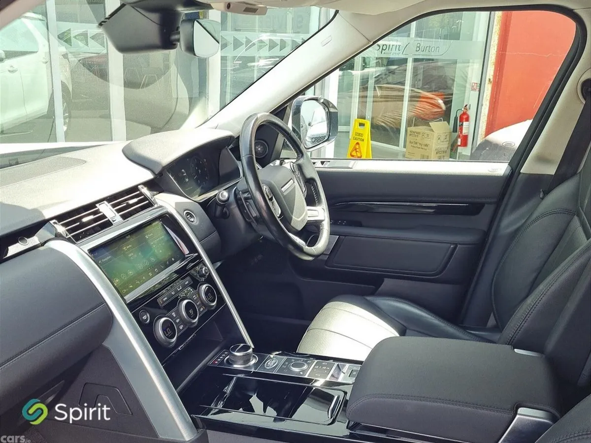 Land Rover Discovery SUV, Diesel, 2020, White