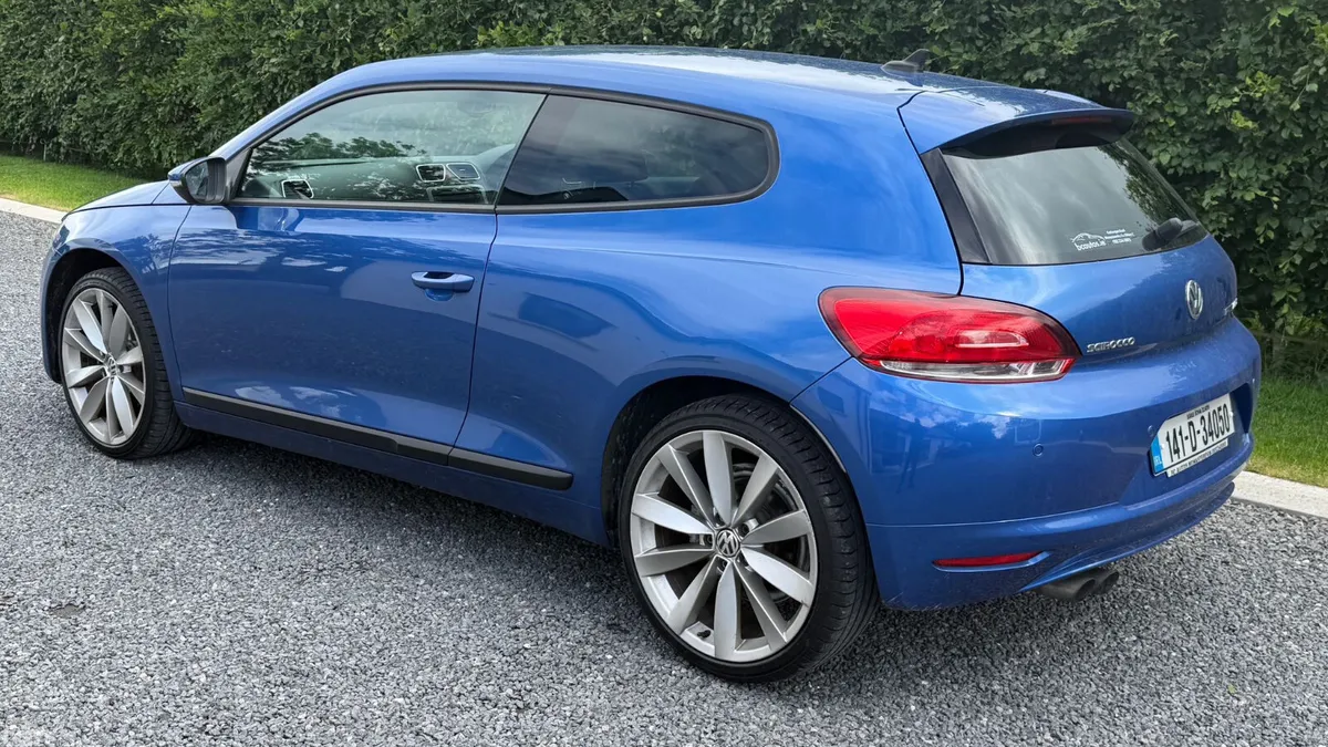 Volkswagen Scirocco Hatchback, Diesel, 2014, Blue