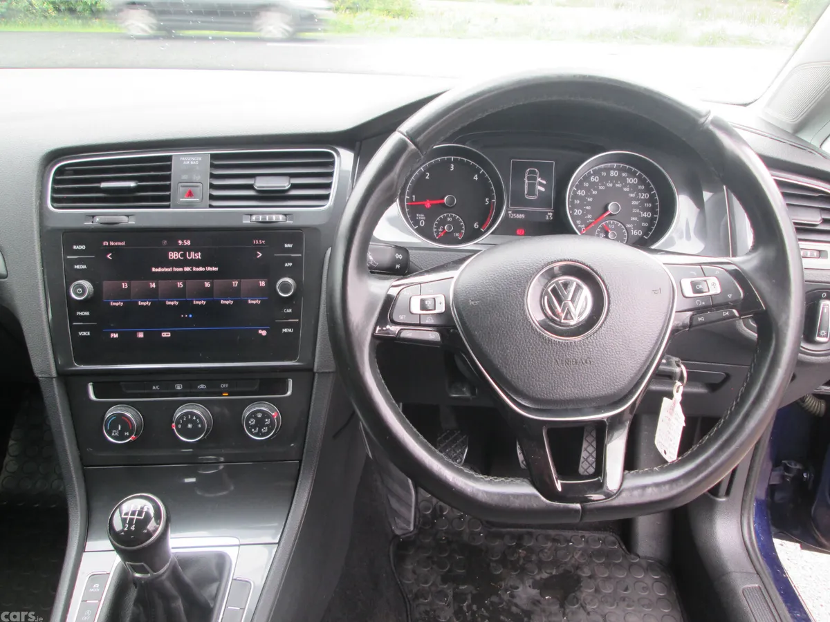 Volkswagen Golf Hatchback, Diesel, 2017, Blue