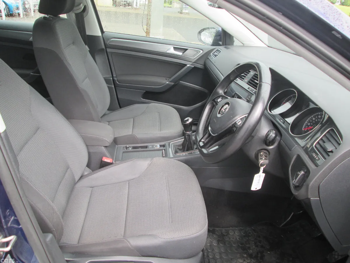 Volkswagen Golf Hatchback, Diesel, 2017, Blue