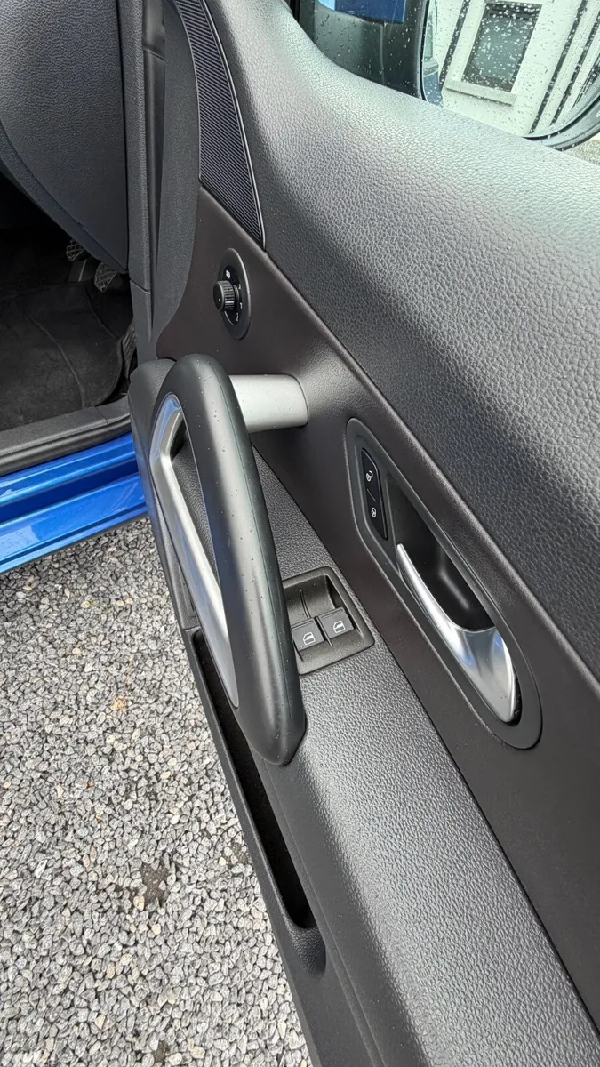 Volkswagen Scirocco Hatchback, Diesel, 2014, Blue