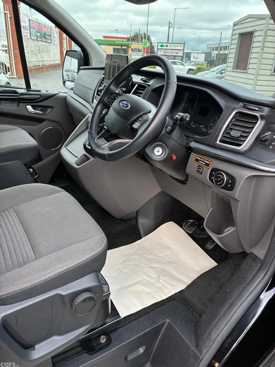 Ford Tourneo Custom MPV, Diesel, 2022, Black