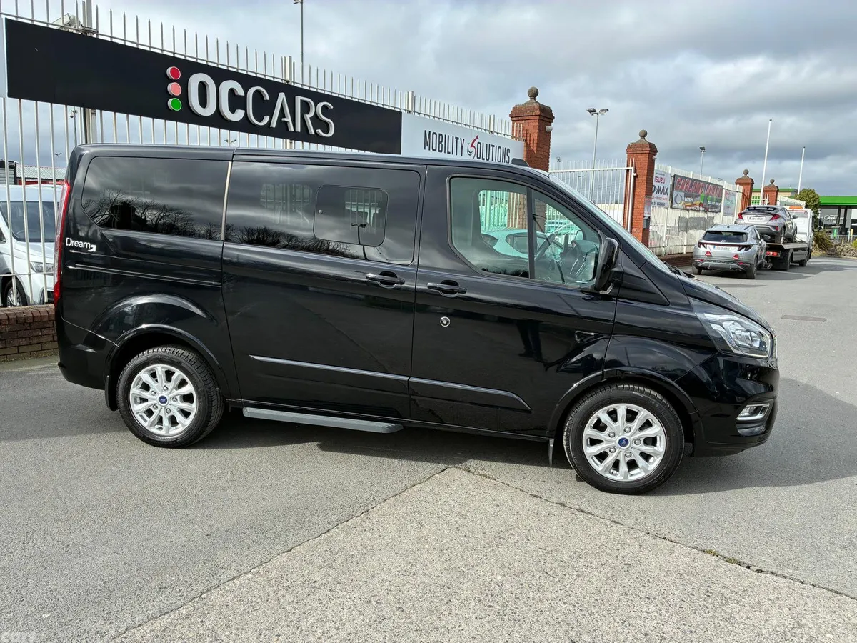 Ford Tourneo Custom MPV, Diesel, 2022, Black