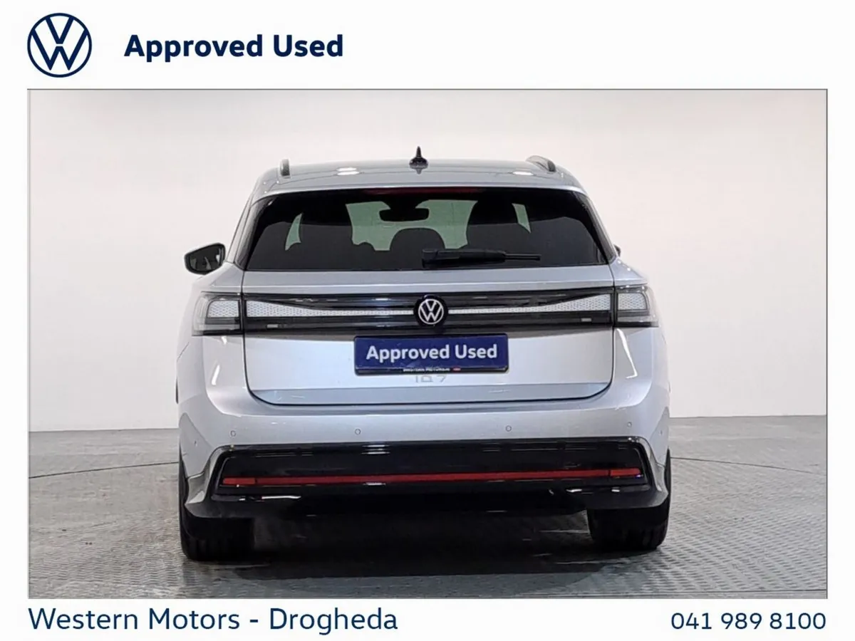 Volkswagen ID.7 Estate, Electric, 2026, Silver