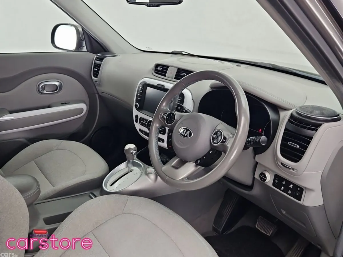 Kia Soul Hatchback, Electric, 2019, Silver