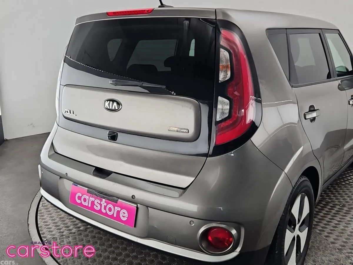 Kia Soul Hatchback, Electric, 2019, Silver