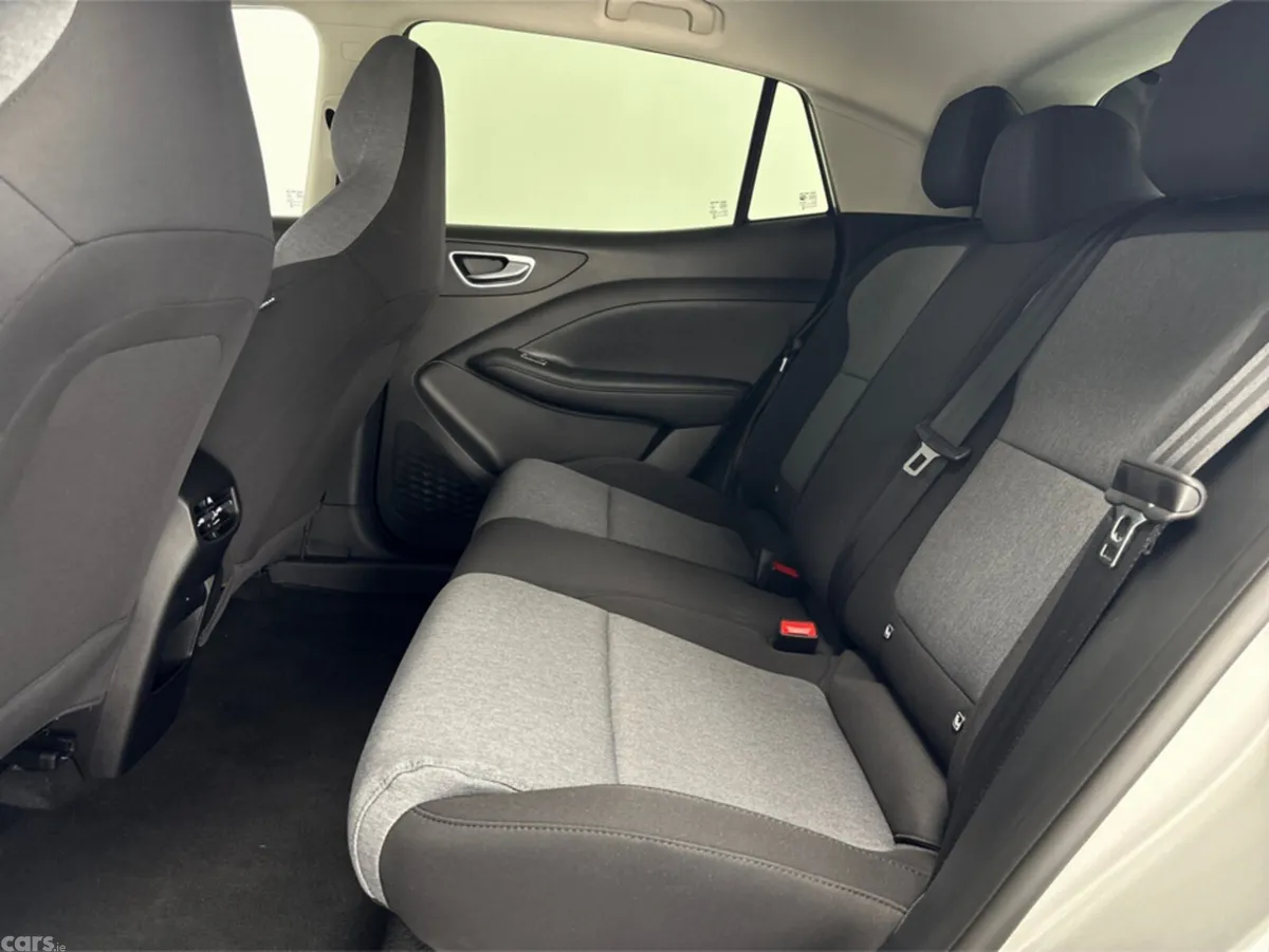MG 4 Hatchback, Electric, 2027, White