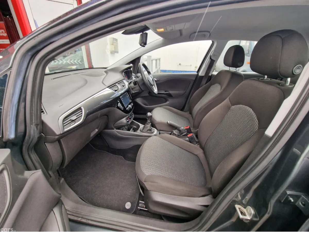 Opel Corsa Hatchback, Petrol, 2017, Grey