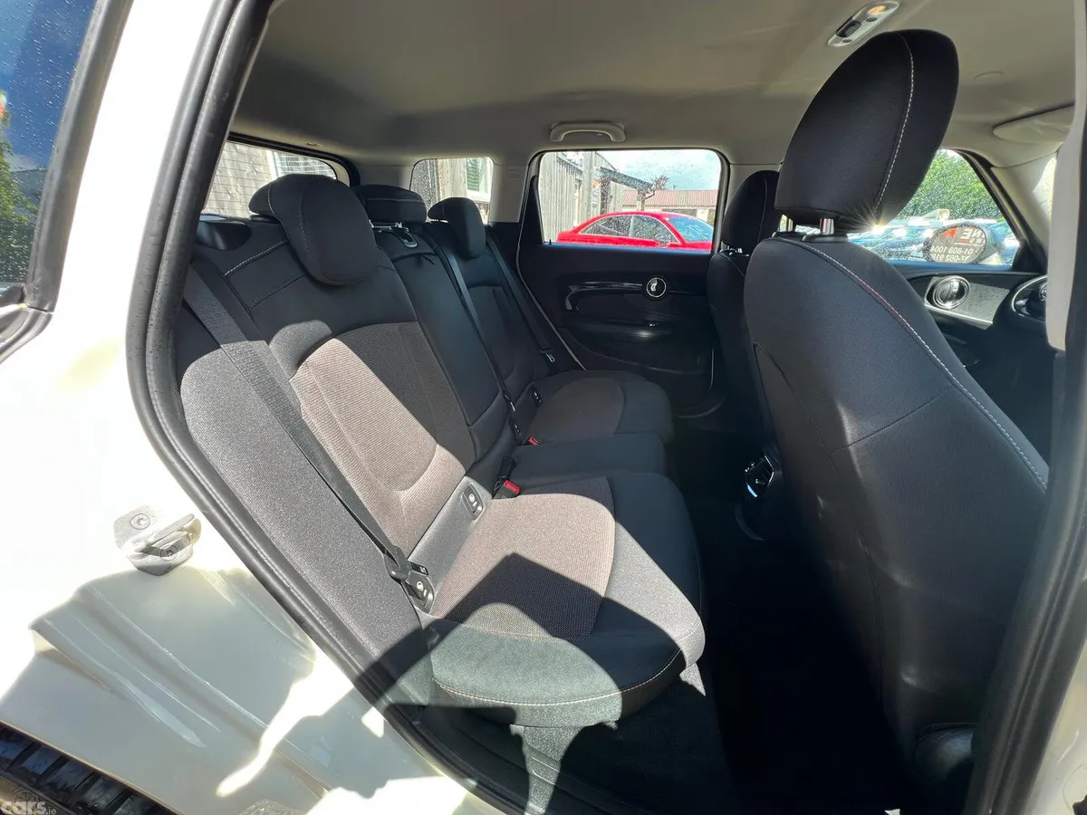 Mini Clubman Hatchback, Diesel, 2018, White