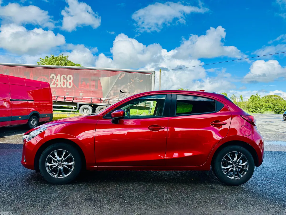 Mazda Mazda2 Hatchback, Petrol, 2017, Red
