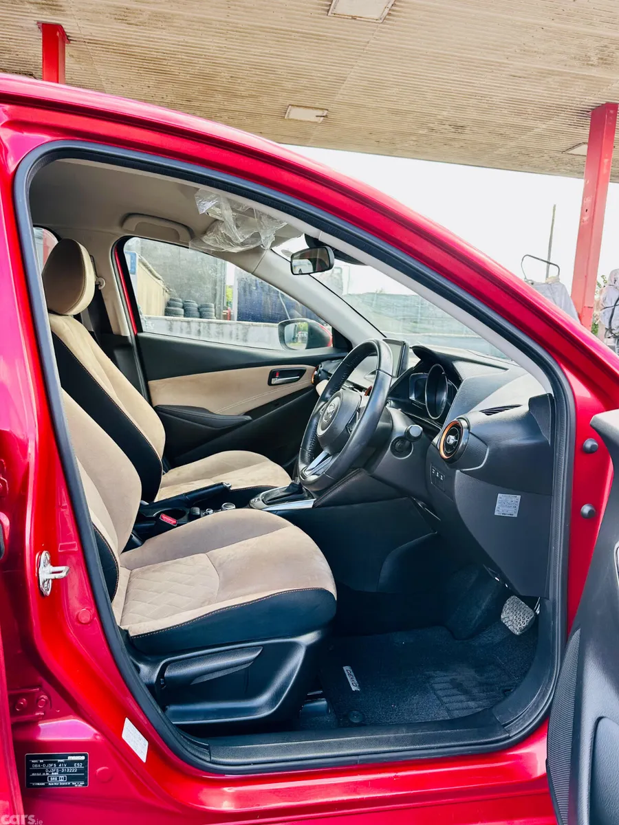 Mazda Mazda2 Hatchback, Petrol, 2017, Red