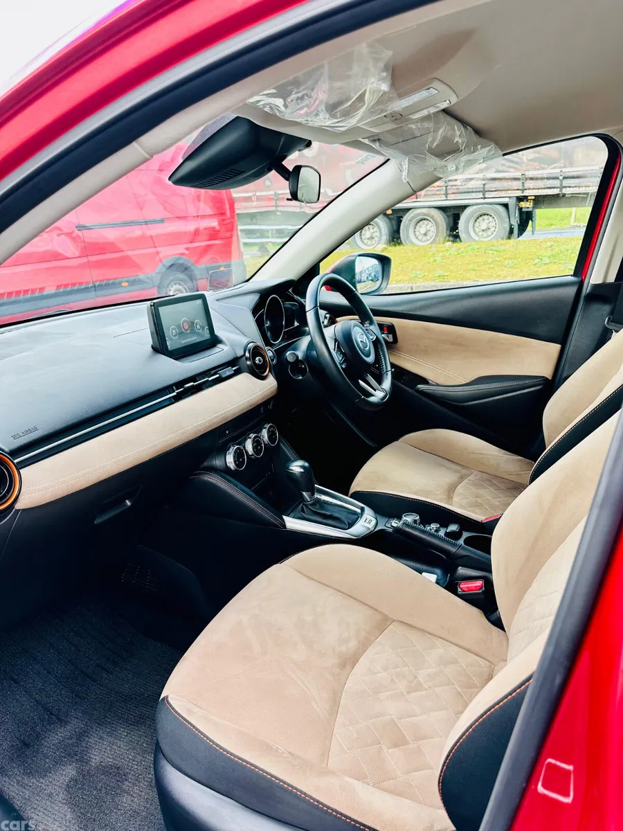 Mazda Mazda2 Hatchback, Petrol, 2017, Red